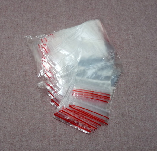 LDPE sáčky rychlouzavírací 6 x 8 cm